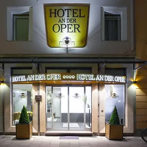 An Der Oper Otel